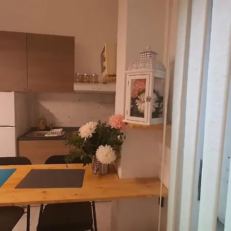 Semesterbostad Chafbius Saint Remy Cagliari